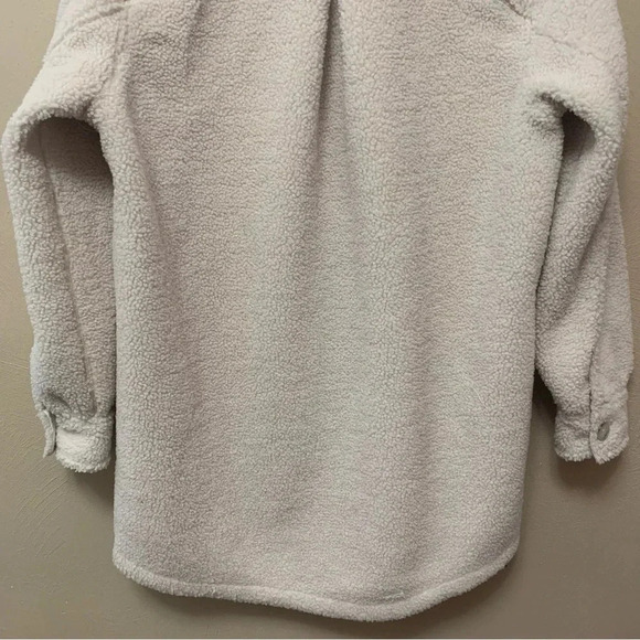 Spanx Fleece Shirt Jacket Sherpa Shacket in Cream Size Medium - Picture 12 of 16